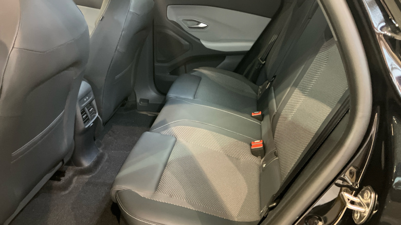 Ford Explorer 210kW Select 77kWh 5dr Auto Electric Estate